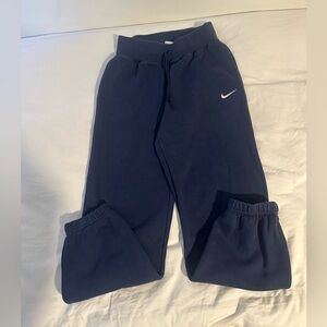 Nike women oversized sweatpants navy blue